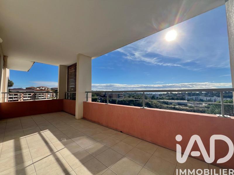 Appartement - 76 m² - 3 pièces