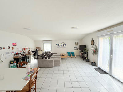 Maison - 102 m² - 4 pièces