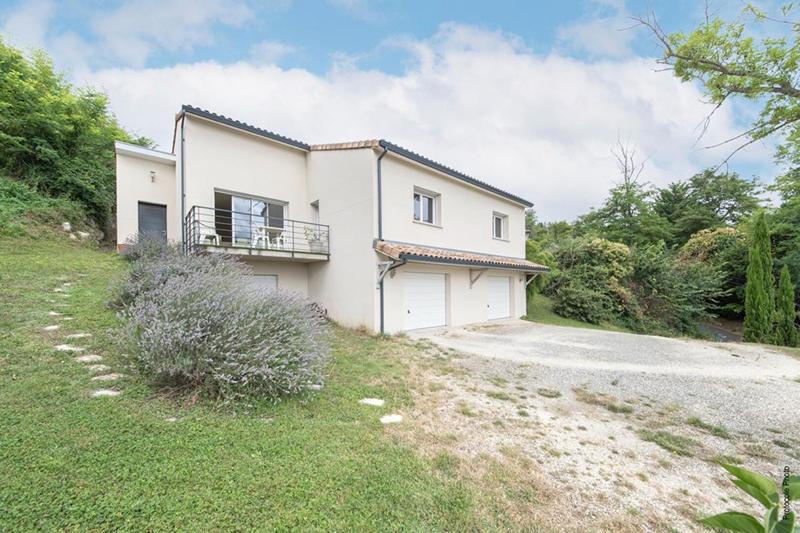 Maison - 185 m² - 7 pièces