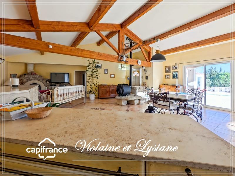 Propriété - 179 m² - 8 pièces