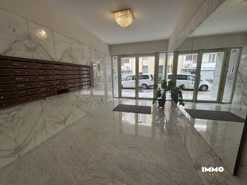 Appartement - 66 m² - 2 pièces