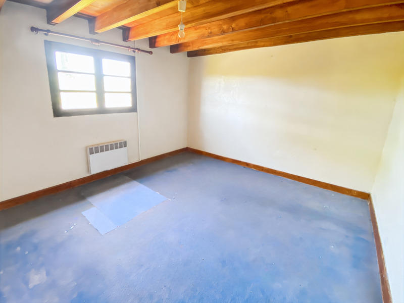 Maison - 93 m² - 4 pièces