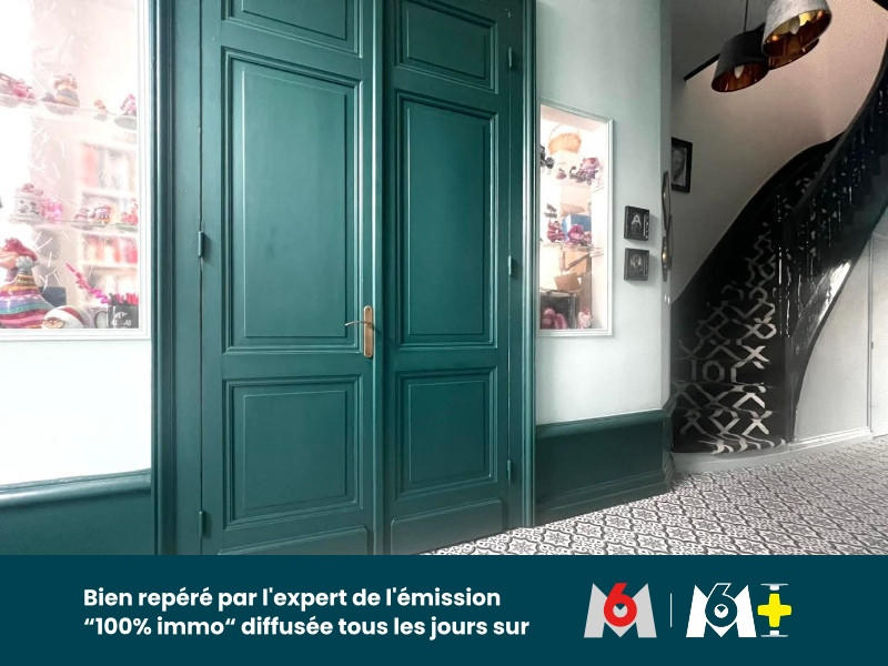 Maison - 218 m² - 8 pièces