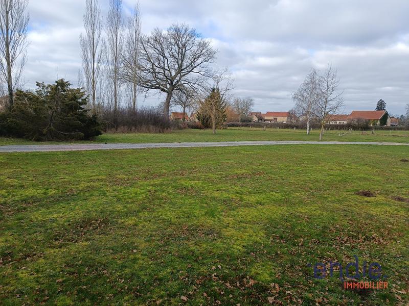 Terrain constructible - 2 603 m²