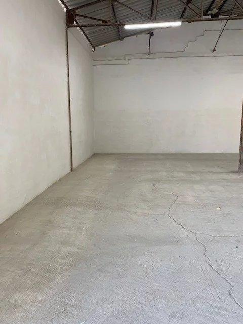 Local commercial - 190 m² - 1 pièce