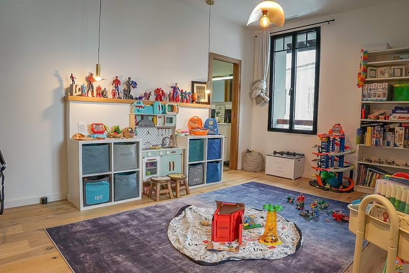 Appartement - 142 m² - 5 pièces