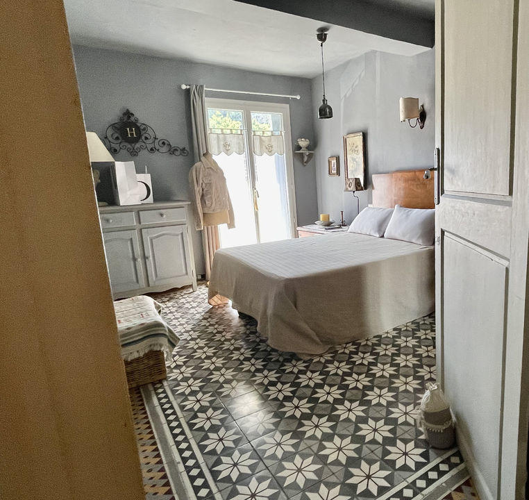 Maison - 209 m² - 5 pièces