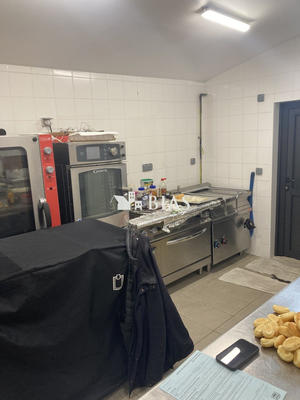 Fonds de commerce - 210 m²