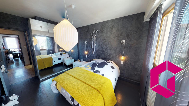 Appartement - 115 m² - 6 pièces