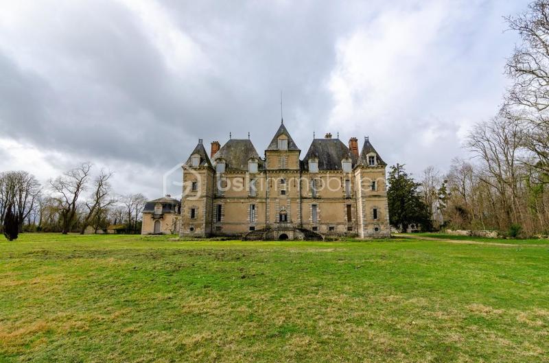 Château - 280 m² - 14 pièces