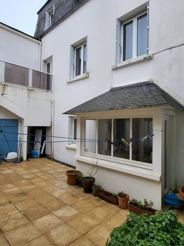 Maison - 190 m² - 8 pièces