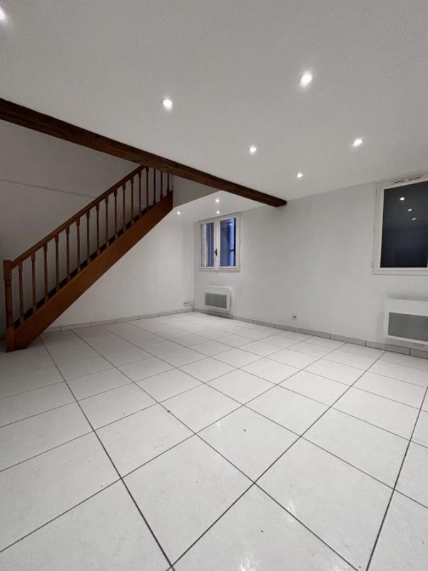 Immeuble - 108 m² - 6 pièces