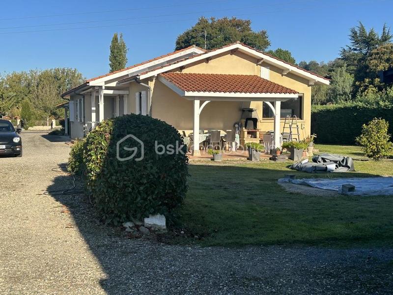 Maison - 120 m² - 5 pièces