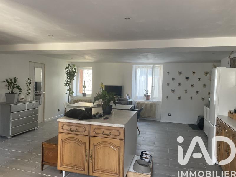 Maison - 90 m² - 3 pièces