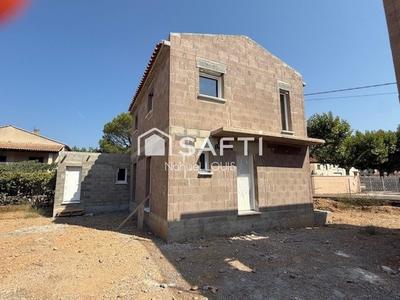 Maison - 95 m² - 4 pièces