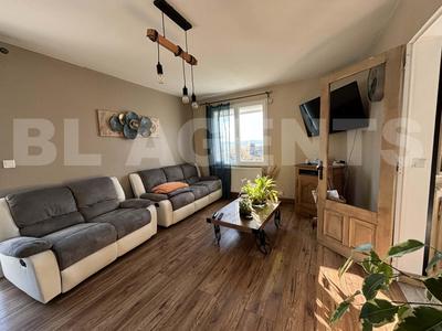 Maison - 159 m² - 6 pièces