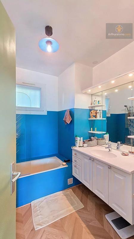 Maison - 138 m² - 5 pièces