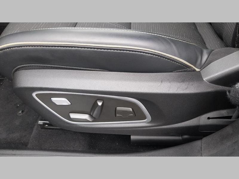 Renault Austral E-Tech hybrid 200 Iconic