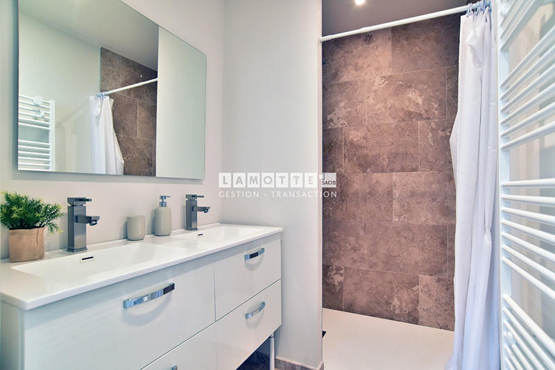 Maison - 136 m² - 6 pièces