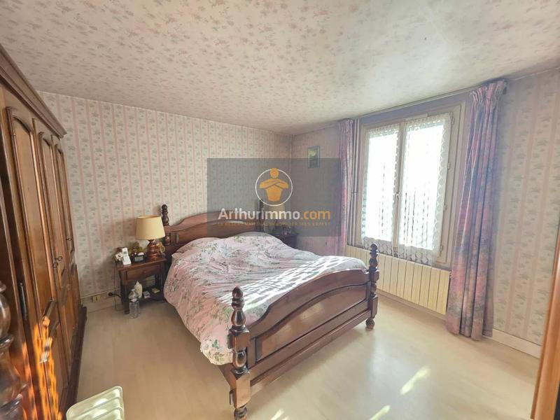 Maison - 137 m² - 7 pièces