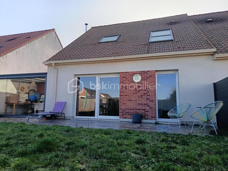 Maison - 102 m² - 5 pièces