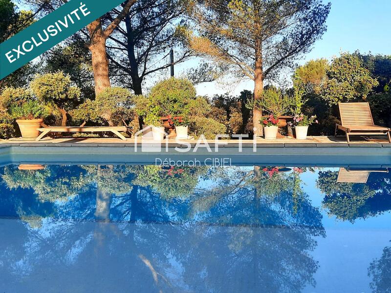 Villa - 223 m² - 8 pièces