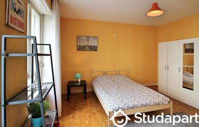 Chambre - 15 m² - 1 pièce