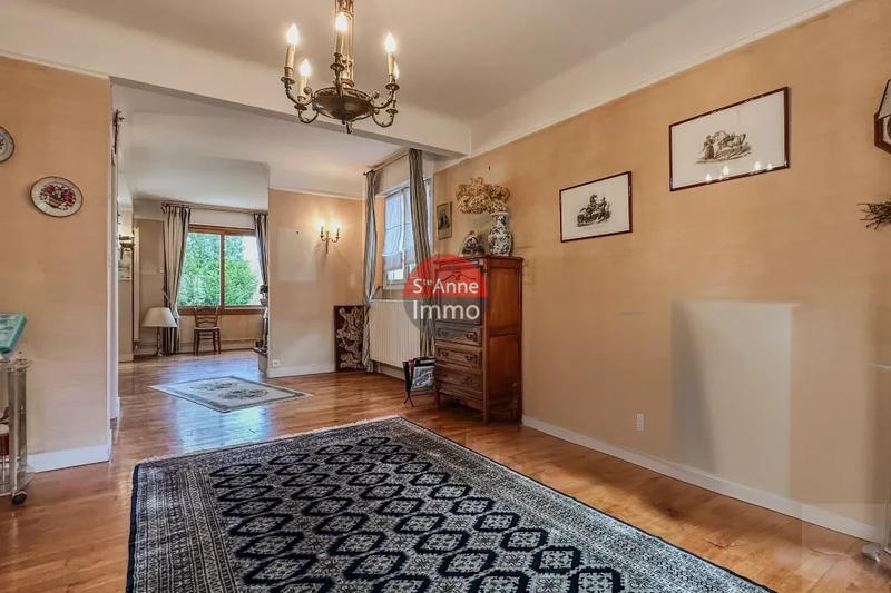 Maison - 130 m² - 6 pièces