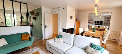 Maison - 117 m² - 8 pièces