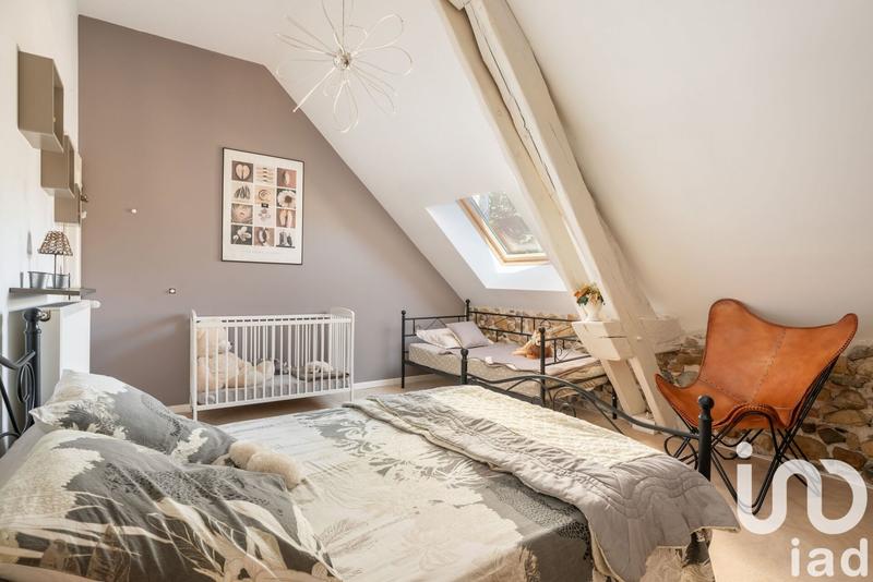 Maison - 230 m² - 10 pièces