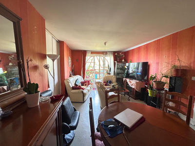 Appartement - 79 m² - 4 pièces