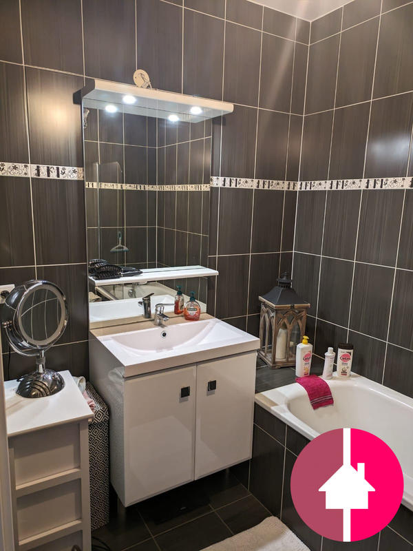 Appartement - 82 m² - 4 pièces