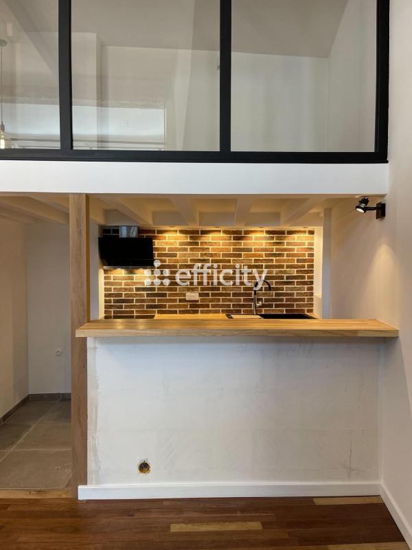 Loft - 67 m² - 3 pièces