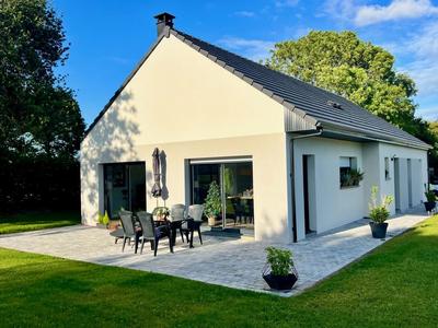 Maison - 108 m² - 4 pièces