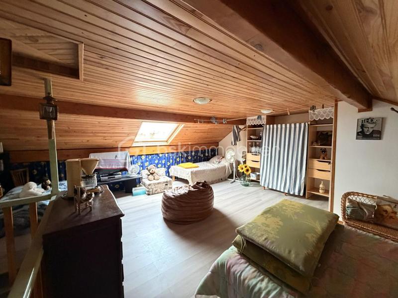 Maison traditionnelle - 85 m² - 3 pièces