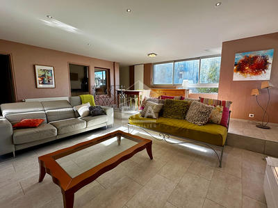 Appartement - 86 m² - 3 pièces