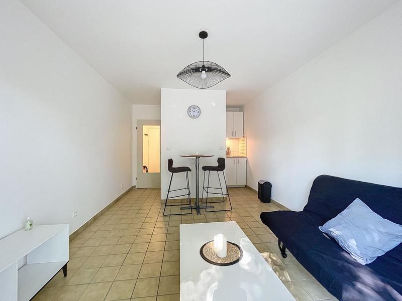 Studio - 21 m² - 1 pièce