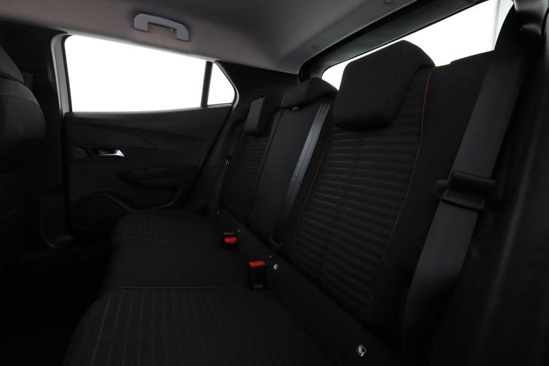 Peugeot 2008 1.2 PureTech Active Eat8 131 ch