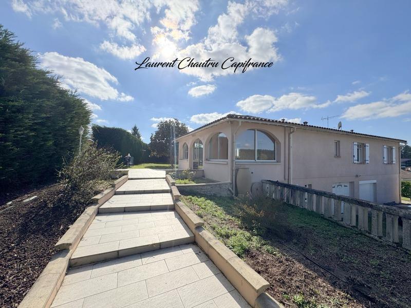 Maison - 155 m² - 6 pièces