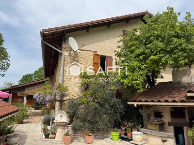 Maison - 184 m² - 8 pièces