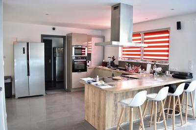 Maison - 165 m² - 5 pièces