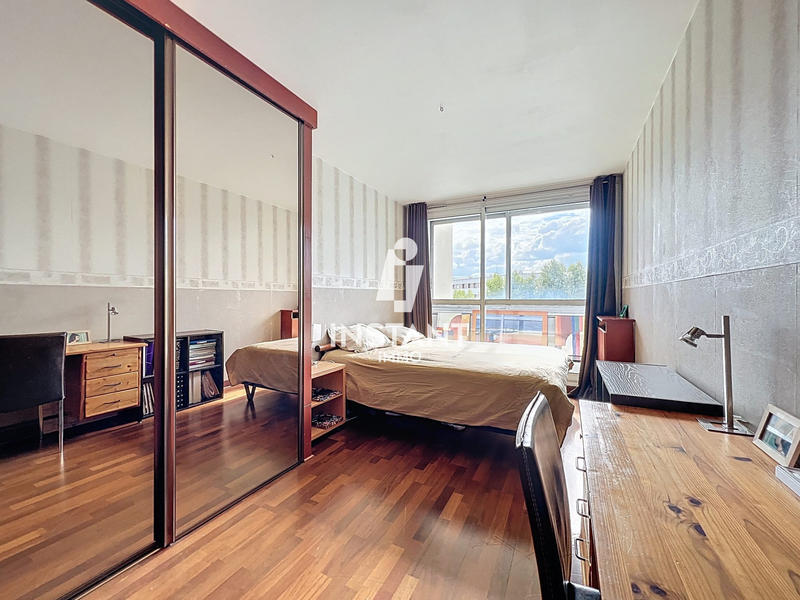 Appartement - 82 m² - 4 pièces