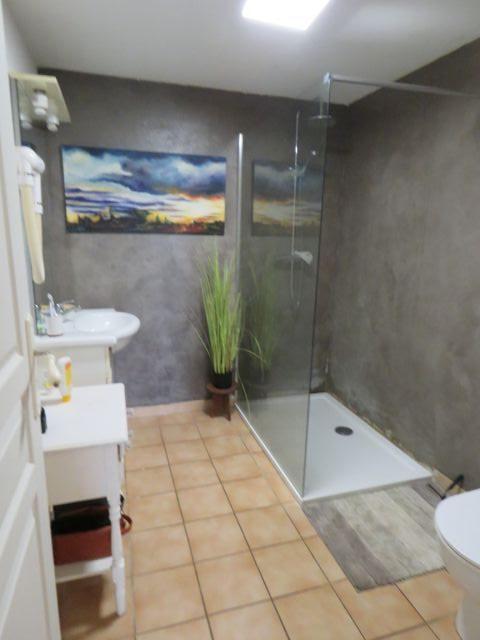 Maison - 384 m² - 17 pièces