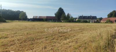 Terrain constructible - 1 641 m²