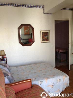 Chambre - 14 m² - 1 pièce