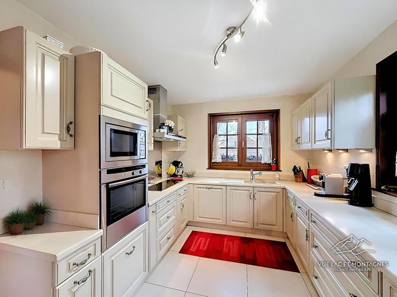 Maison - 145 m² - 5 pièces