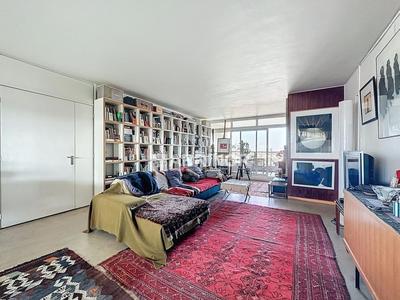 Appartement - 131 m² - 6 pièces