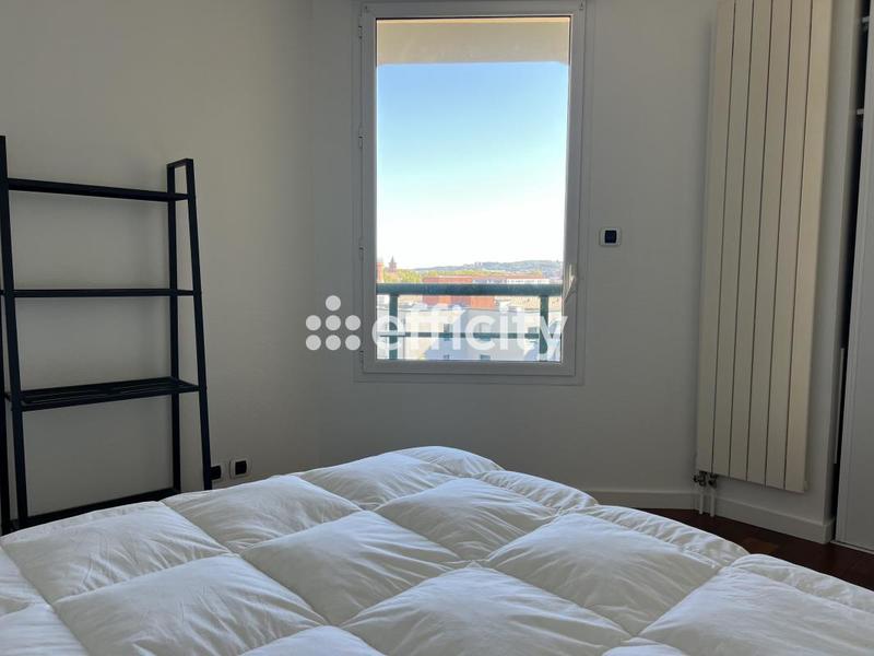 Appartement - 94 m² - 4 pièces