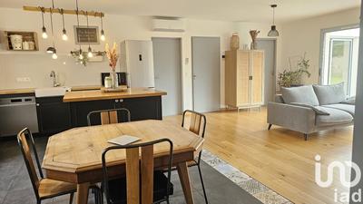 Maison - 100 m² - 4 pièces