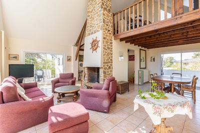 Maison - 187 m² - 6 pièces